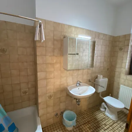 Colleen Wesertal Pensionat 3*