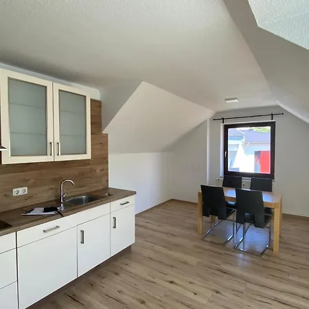 Colleen Wesertal Pensionat 3*