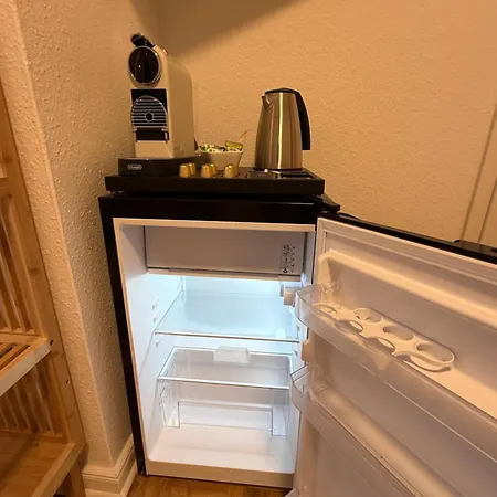 Colleen Wesertal Konukevi